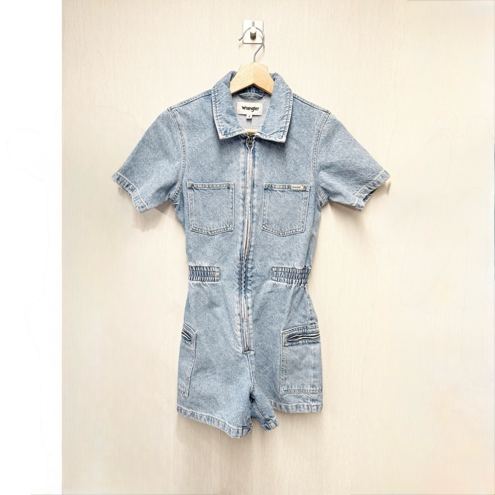 NWOT Wrangler Light Wash Denim Zip-Front Utility Romper, Size 4 - Picture 2 of 10